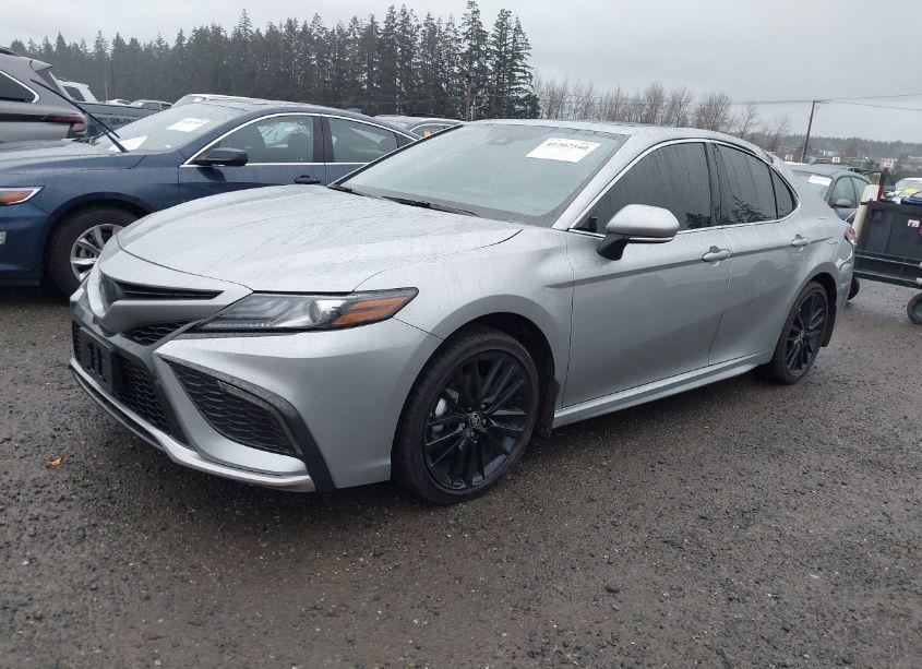 Photo 2 of 2024 Toyota Camry HYBRID XSE (VIN 4T1K31AK6RU626577)