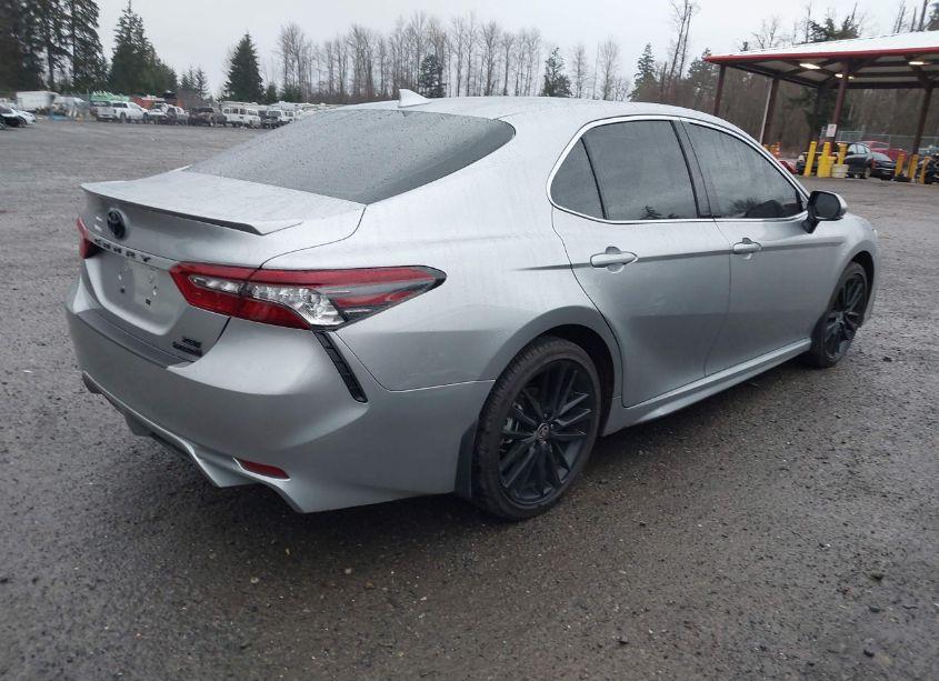 Photo 4 of 2024 Toyota Camry HYBRID XSE (VIN 4T1K31AK6RU626577)