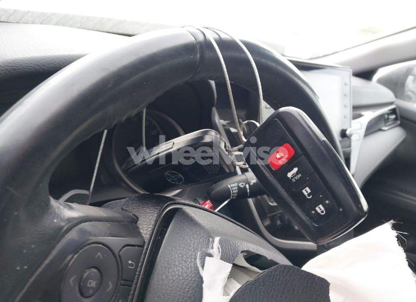 Photo 11 of 2022 Toyota Camry XSE HYBRID (VIN 4T1K31AK7NU572054)