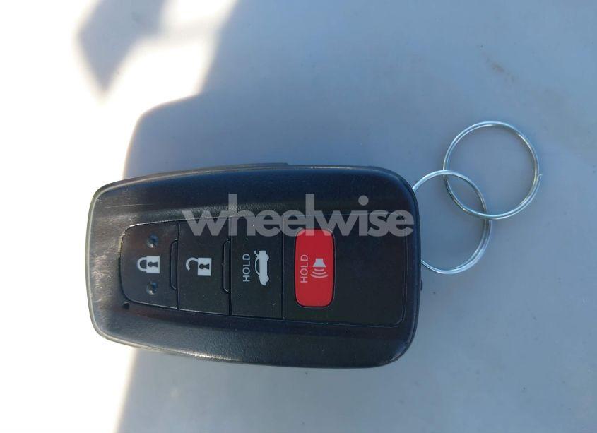 Photo 11 of 2022 Toyota Camry XSE HYBRID (VIN 4T1K31AK7NU586844)