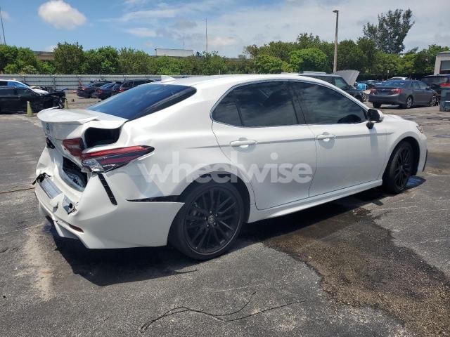 2024 TOYOTA CAMRY XSE (VIN 4T1K31AK7RU623767) main photo