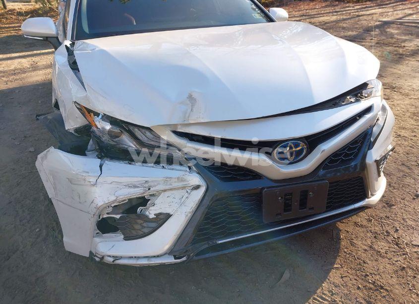 Photo 6 of 2021 Toyota Camry XSE HYBRID (VIN 4T1K31AK8MU560591)