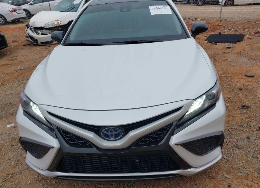 Photo 12 of 2021 Toyota Camry XSE HYBRID (VIN 4T1K31AK8MU566360)