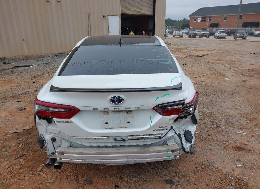 Photo 16 of 2021 Toyota Camry XSE HYBRID (VIN 4T1K31AK8MU566360)
