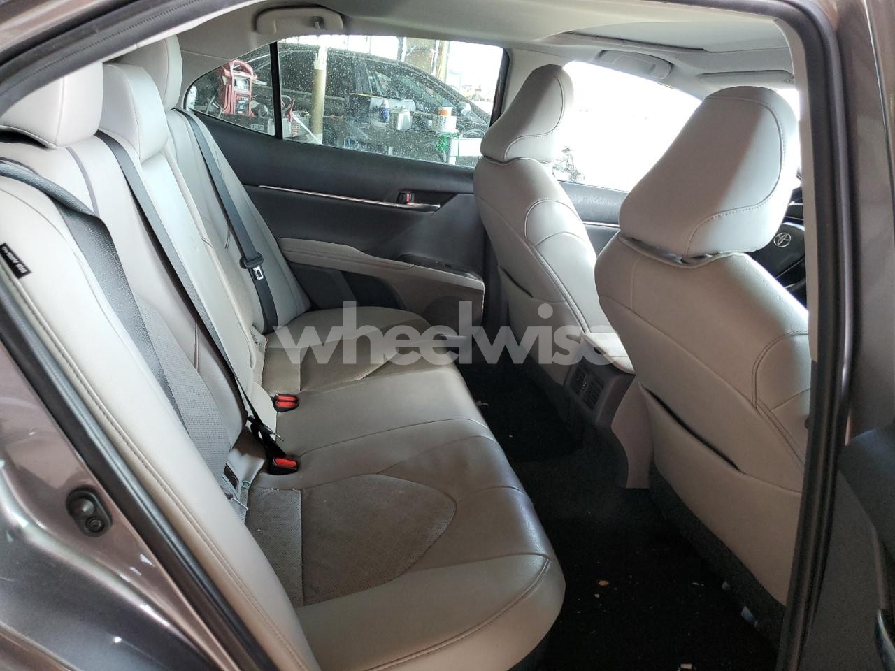 Photo 10 of 2021 TOYOTA CAMRY XSE (VIN 4T1K31AK8MU567797)