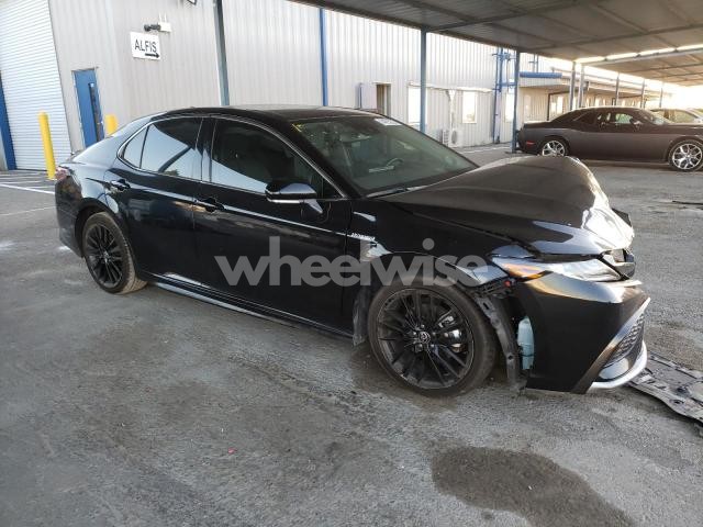 Photo 12 of 2021 TOYOTA CAMRY XSE (VIN 4T1K31AK8MU567878)