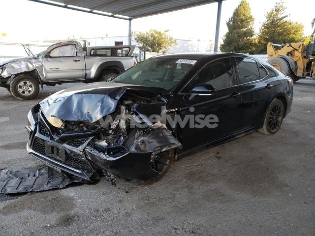 Photo 3 of 2021 TOYOTA CAMRY XSE (VIN 4T1K31AK8MU567878)