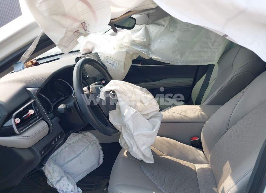 Photo 5 of 2022 Toyota Camry XSE HYBRID (VIN 4T1K31AK9NU573092)