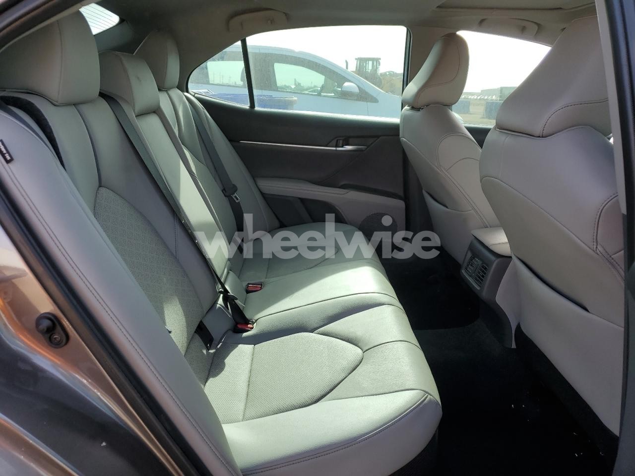 Photo 10 of 2022 TOYOTA CAMRY XSE (VIN 4T1K31AK9NU599966)
