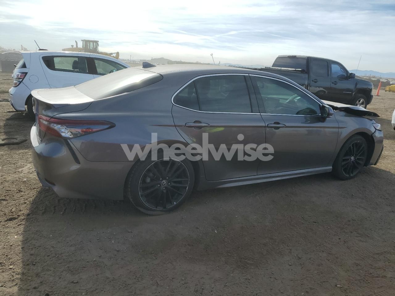 Photo 3 of 2022 TOYOTA CAMRY XSE (VIN 4T1K31AK9NU599966)