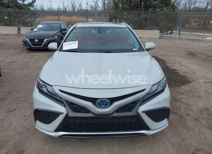 Photo 12 of 2024 Toyota Camry HYBRID XSE (VIN 4T1K31AKXRU060648)