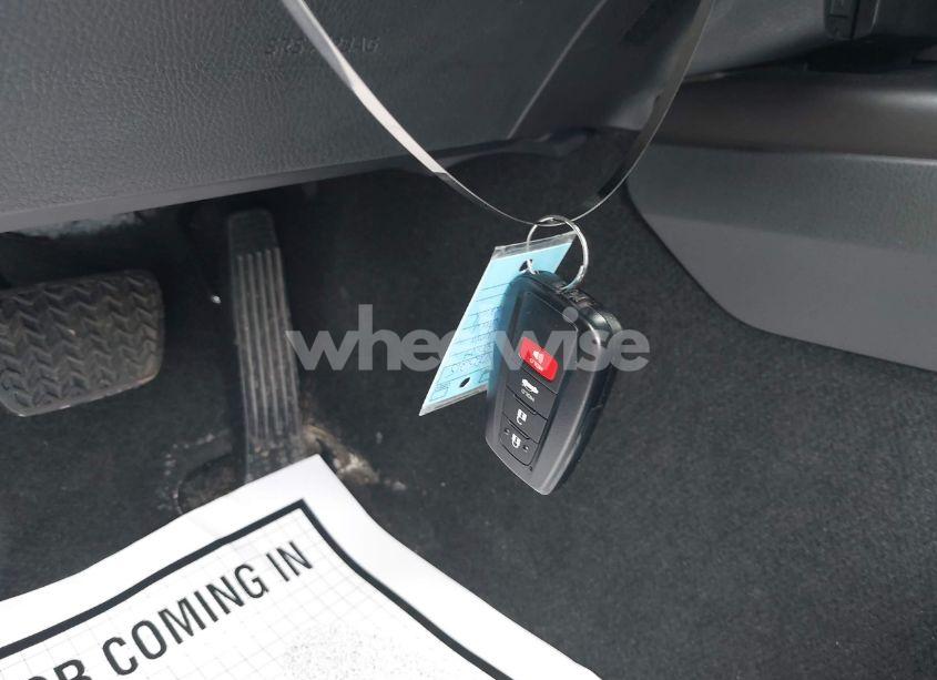 Photo 11 of 2024 Toyota Camry HYBRID XSE (VIN 4T1K31AKXRU629028)