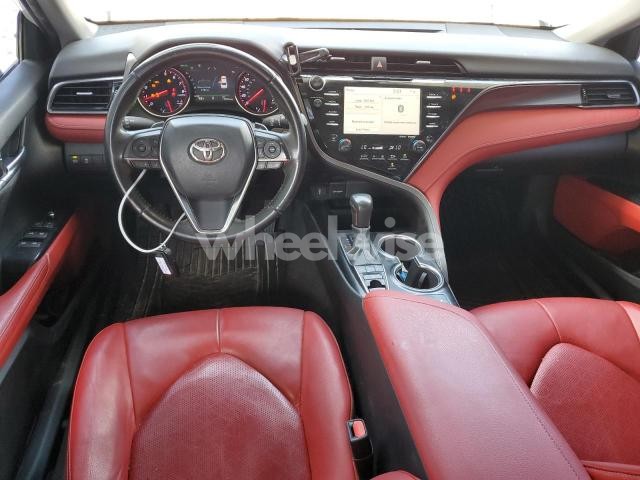 Photo 5 of 2020 TOYOTA CAMRY XSE (VIN 4T1K61AK0LU318559)
