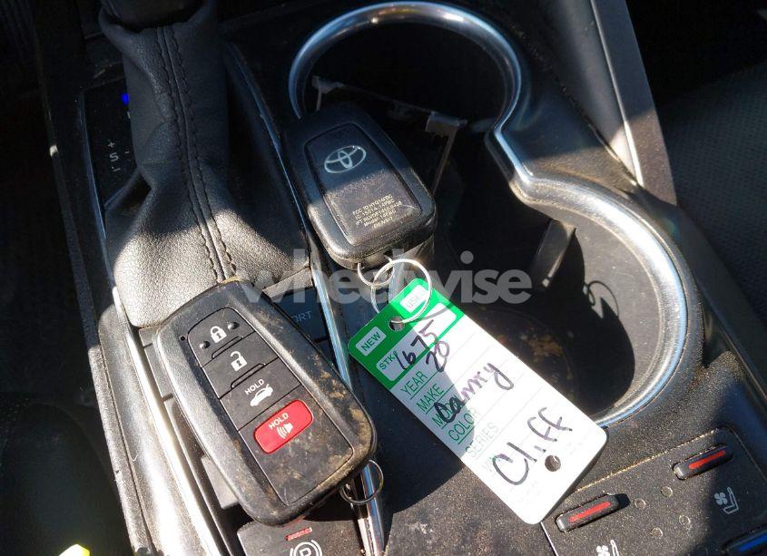 Photo 11 of 2020 Toyota Camry XSE (VIN 4T1K61AK0LU320375)