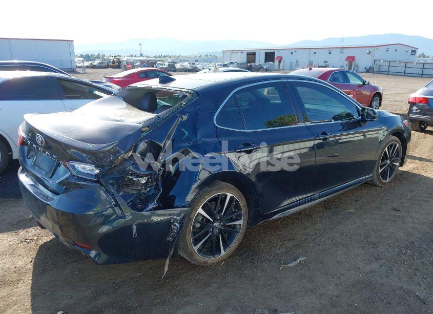 Photo 4 of 2020 Toyota Camry XSE (VIN 4T1K61AK0LU320375)