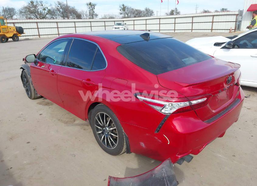 Photo 3 of 2020 Toyota Camry XSE (VIN 4T1K61AK0LU341520)