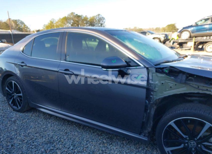 Photo 14 of 2020 Toyota Camry XSE (VIN 4T1K61AK0LU955046)