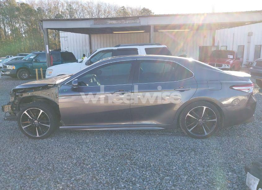 Photo 15 of 2020 Toyota Camry XSE (VIN 4T1K61AK0LU955046)