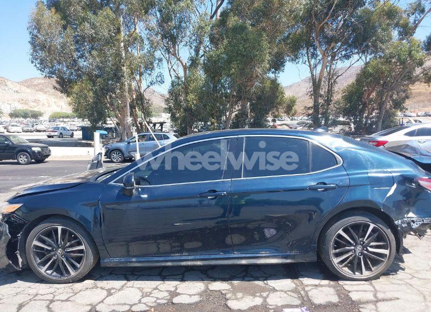 Photo 14 of 2020 Toyota Camry XSE (VIN 4T1K61AK0LU971196)