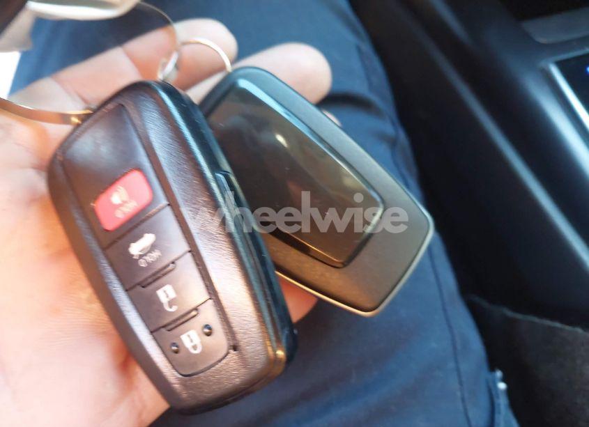 Photo 11 of 2020 Toyota Camry XSE (VIN 4T1K61AK0LU981291)