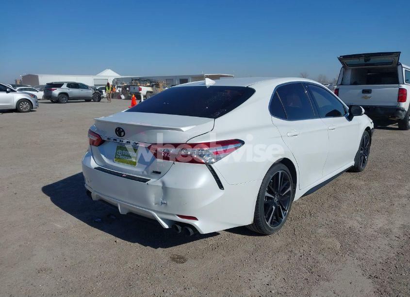 Photo 4 of 2020 Toyota Camry XSE (VIN 4T1K61AK0LU988113)