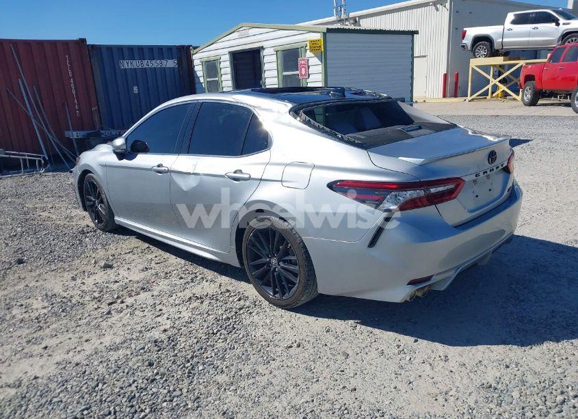 Photo 3 of 2021 Toyota Camry XSE (VIN 4T1K61AK0MU411616)