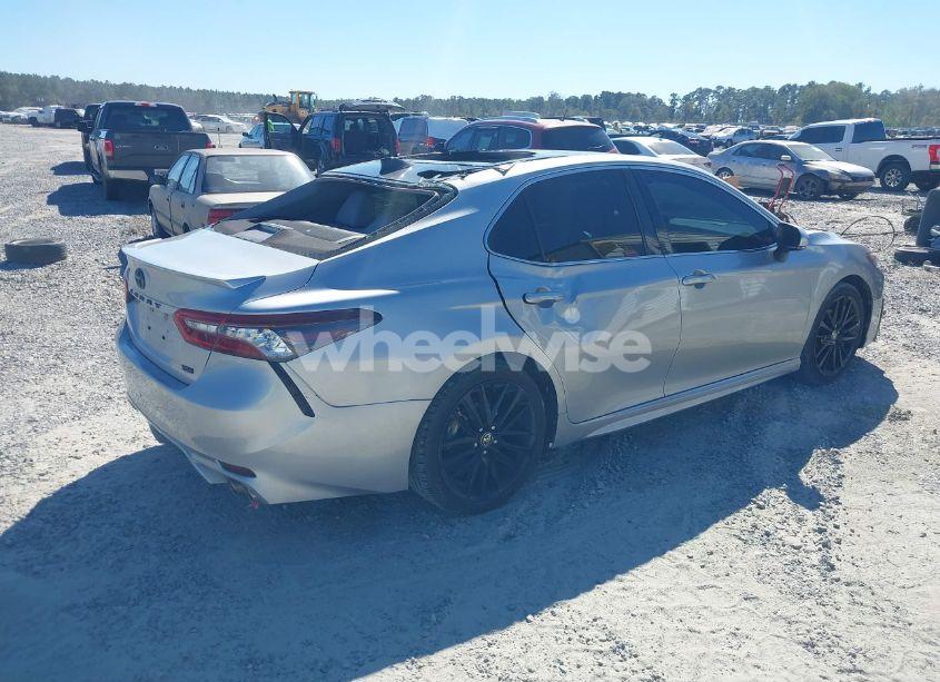 Photo 4 of 2021 Toyota Camry XSE (VIN 4T1K61AK0MU411616)