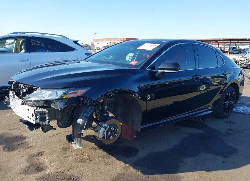 Photo 2 of 2021 Toyota Camry XSE (VIN 4T1K61AK0MU485554)