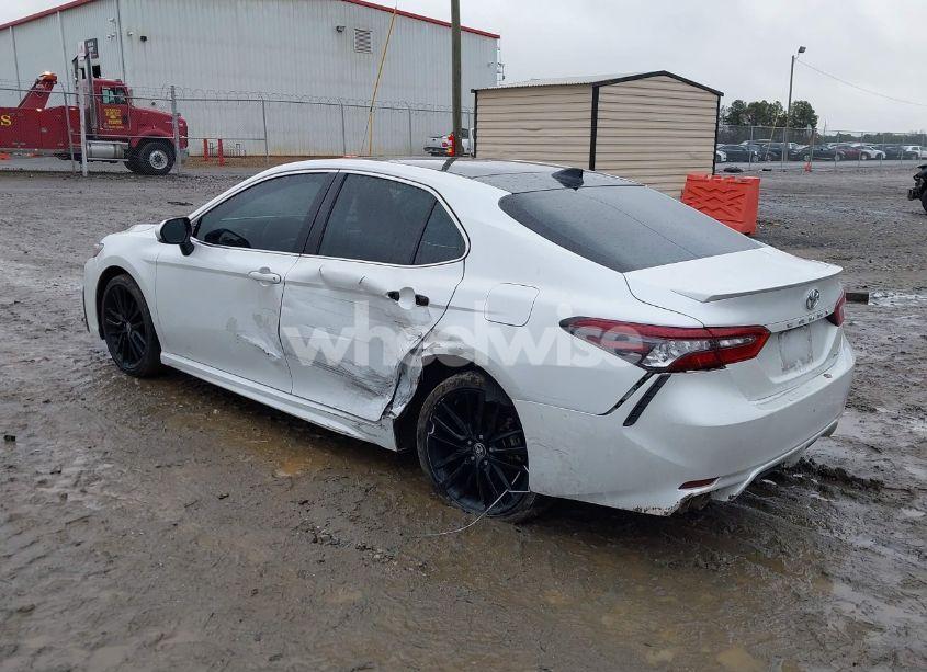 Photo 3 of 2021 Toyota Camry XSE (VIN 4T1K61AK0MU522991)