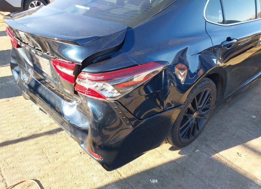 Photo 17 of 2021 Toyota Camry XSE (VIN 4T1K61AK0MU533490)