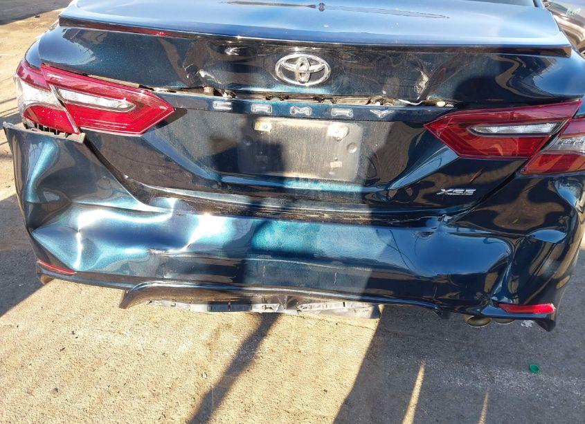 Photo 6 of 2021 Toyota Camry XSE (VIN 4T1K61AK0MU533490)