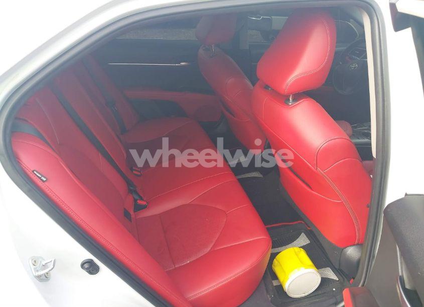 Photo 8 of 2021 Toyota Camry XSE (VIN 4T1K61AK0MU566473)