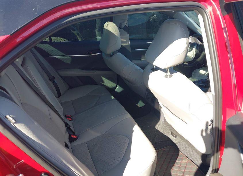 Photo 8 of 2022 Toyota Camry XSE (VIN 4T1K61AK0NU033783)