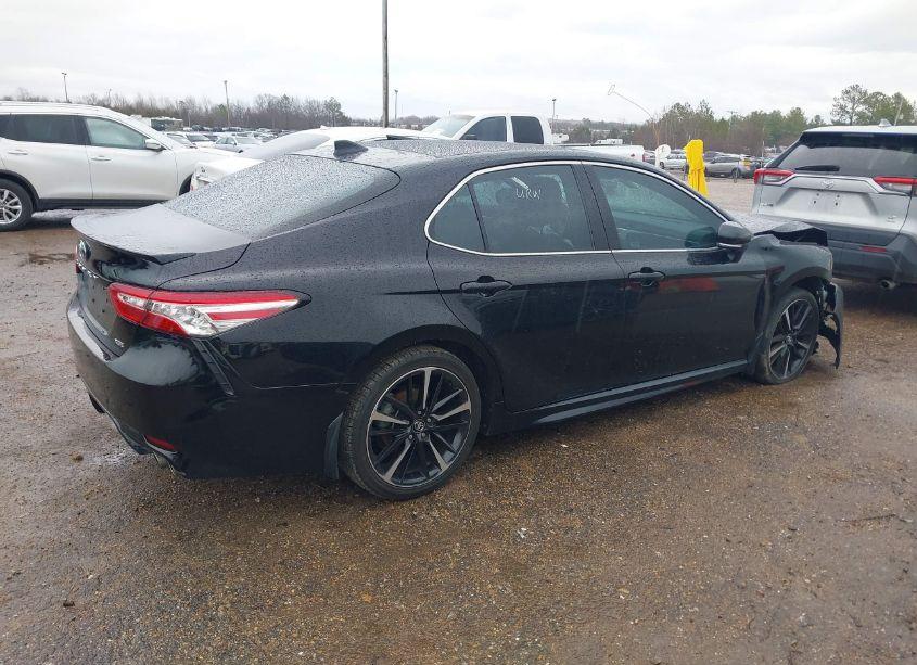 Photo 4 of 2020 Toyota Camry XSE (VIN 4T1K61AK1LU910696)