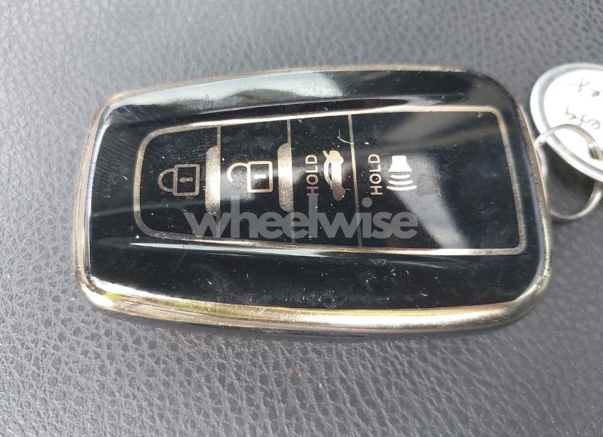 Photo 11 of 2021 Toyota Camry XSE (VIN 4T1K61AK1MU427887)