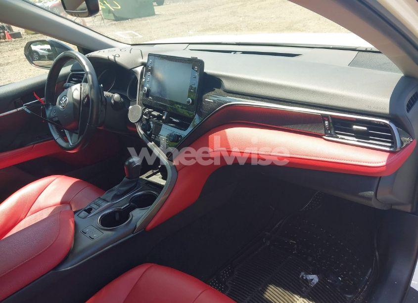 Photo 5 of 2021 Toyota Camry XSE (VIN 4T1K61AK1MU431051)