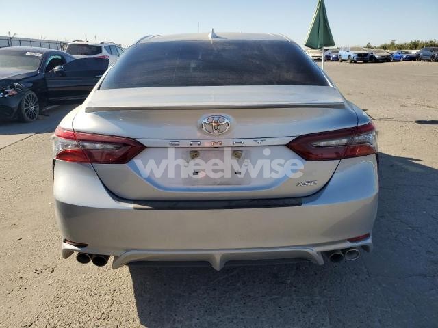 Photo 2 of 2021 TOYOTA CAMRY XSE (VIN 4T1K61AK1MU451073)