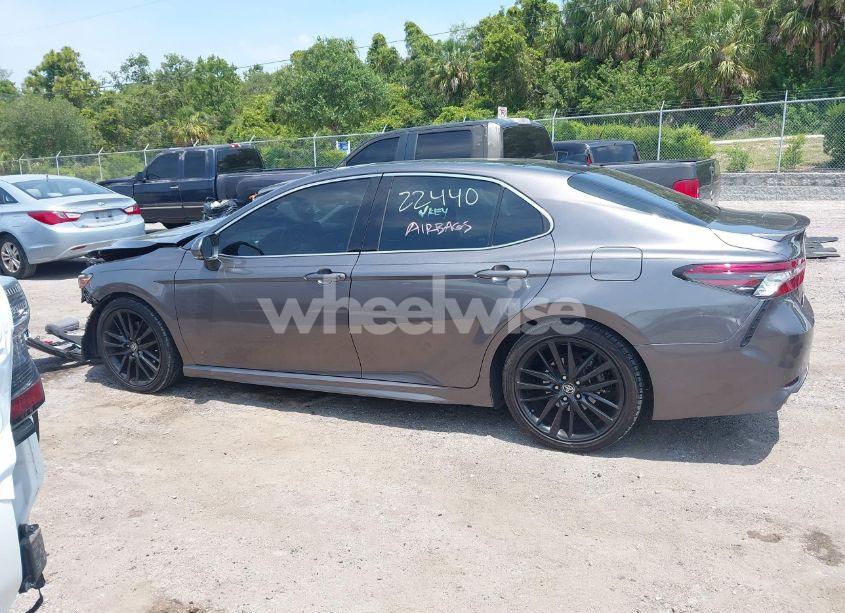 Photo 14 of 2021 Toyota Camry XSE (VIN 4T1K61AK1MU560049)