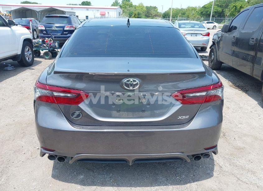 Photo 16 of 2021 Toyota Camry XSE (VIN 4T1K61AK1MU560049)