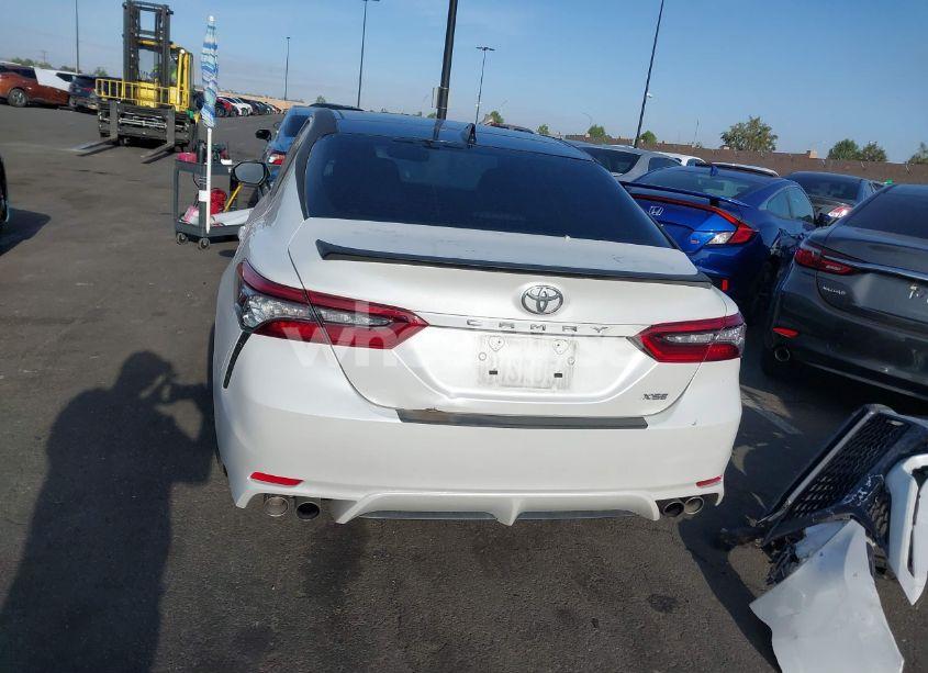 Photo 17 of 2021 Toyota Camry XSE (VIN 4T1K61AK1MU585677)