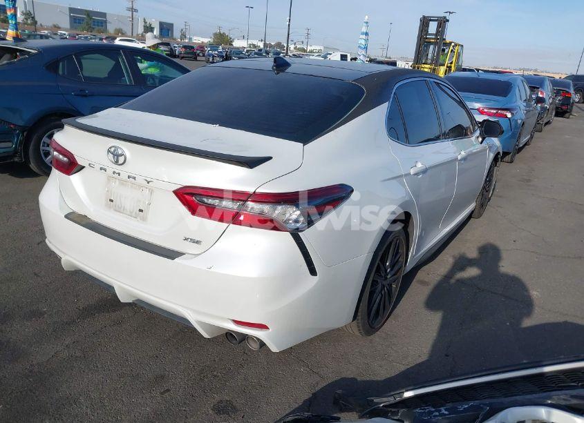 Photo 4 of 2021 Toyota Camry XSE (VIN 4T1K61AK1MU585677)