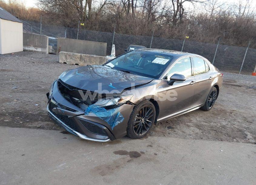 Photo 2 of 2021 Toyota Camry XSE (VIN 4T1K61AK1MU602400)