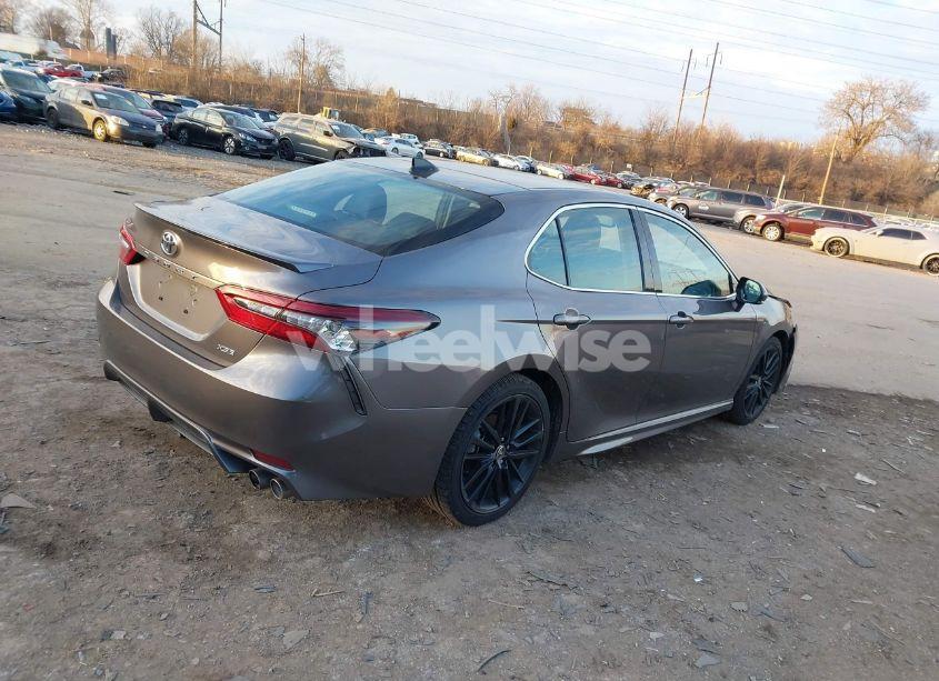Photo 4 of 2021 Toyota Camry XSE (VIN 4T1K61AK1MU602400)
