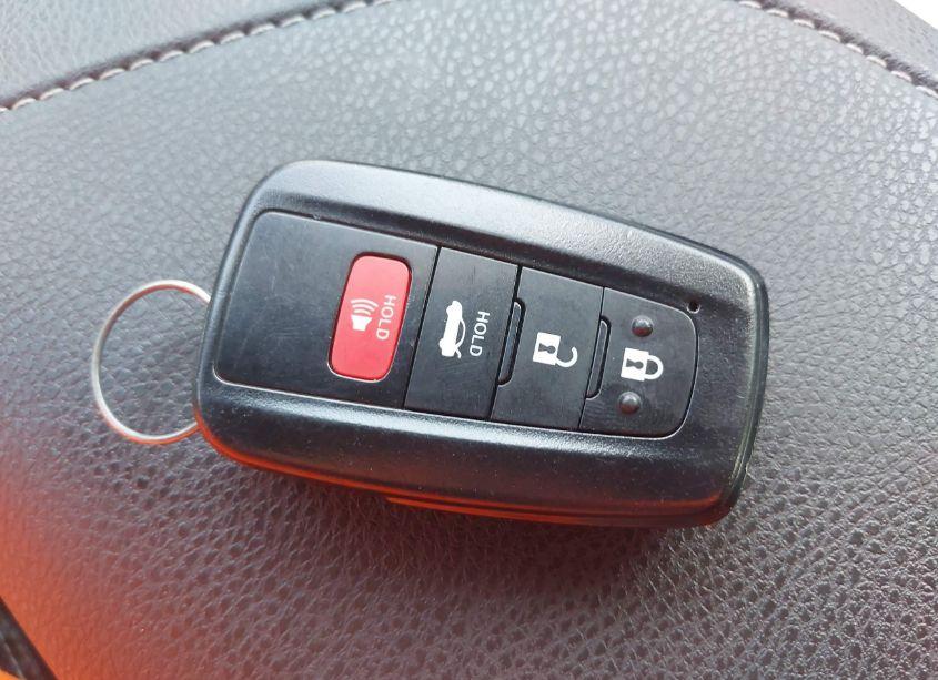 Photo 11 of 2022 Toyota Camry XSE (VIN 4T1K61AK1NU004762)