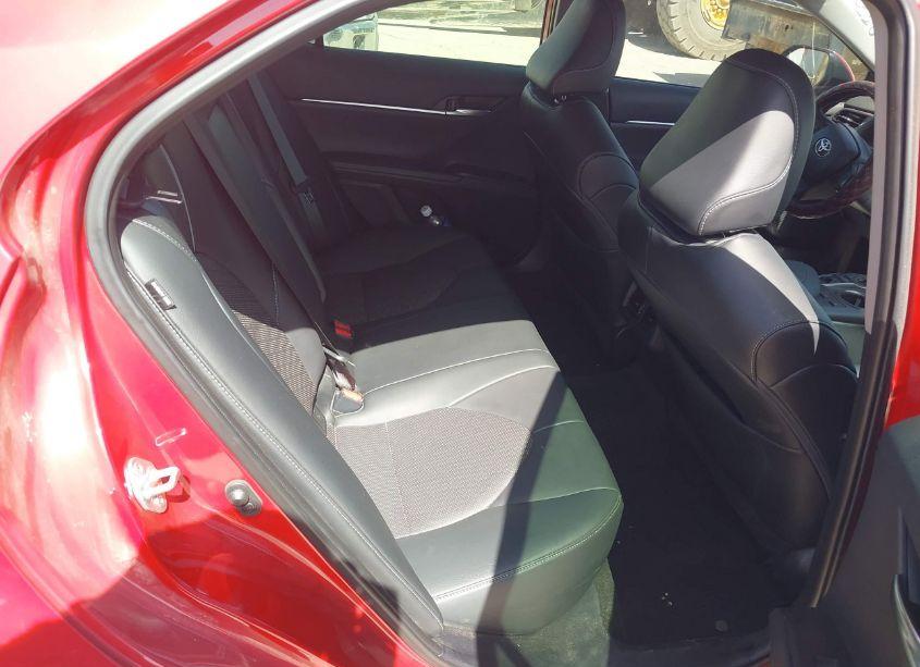 Photo 8 of 2022 Toyota Camry XSE (VIN 4T1K61AK1NU004762)