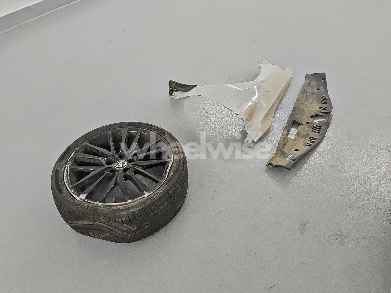 Photo 12 of 2022 TOYOTA CAMRY XSE (VIN 4T1K61AK1NU008794)