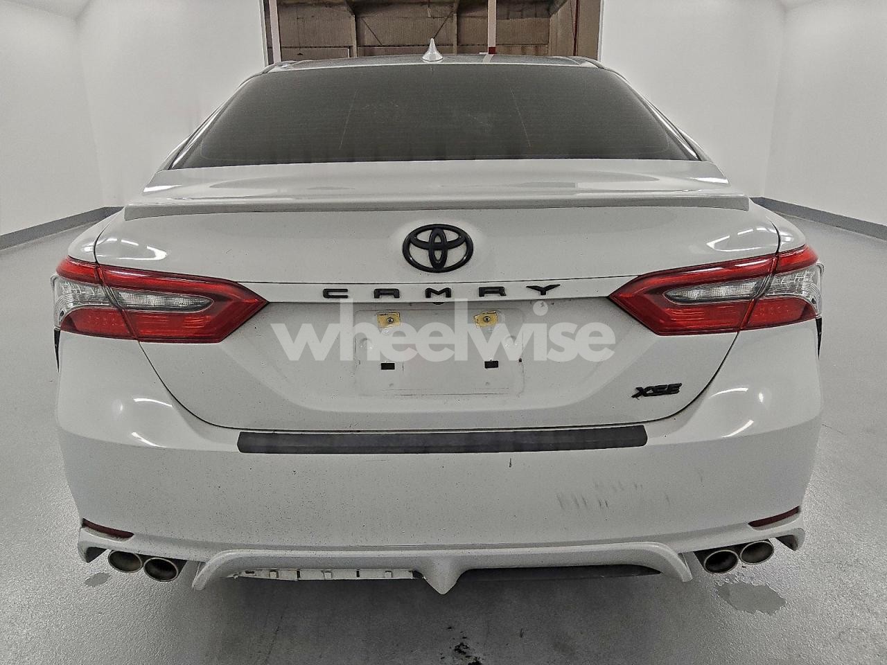 Photo 6 of 2022 TOYOTA CAMRY XSE (VIN 4T1K61AK1NU008794)