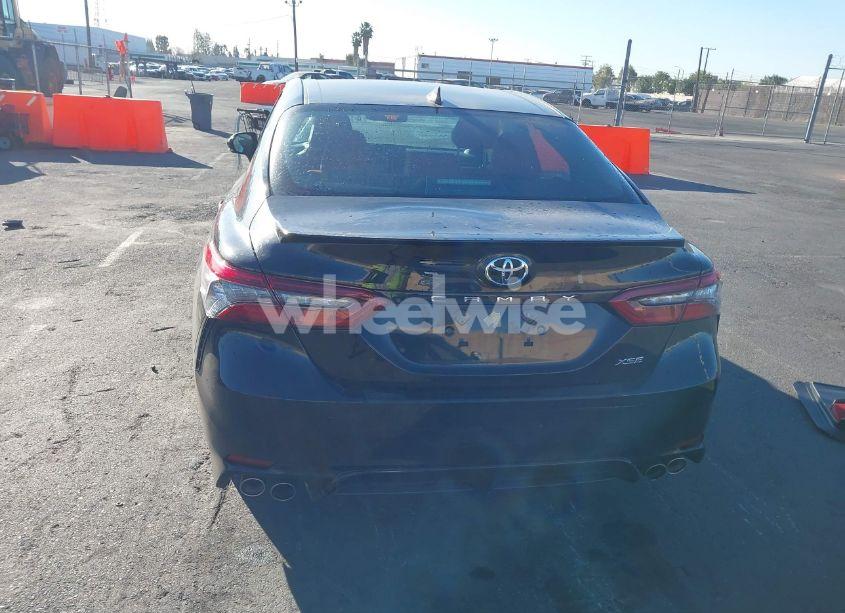 Photo 16 of 2022 Toyota Camry XSE (VIN 4T1K61AK1NU009377)