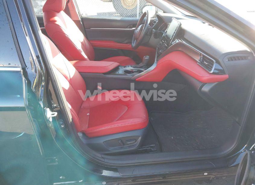 Photo 5 of 2022 Toyota Camry XSE (VIN 4T1K61AK1NU009377)