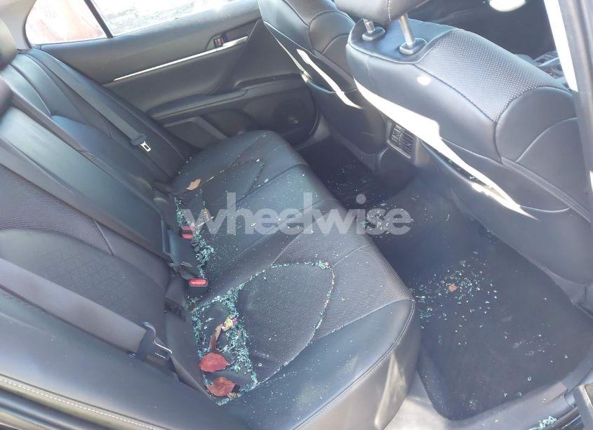 Photo 8 of 2022 Toyota Camry XSE (VIN 4T1K61AK1NU020735)